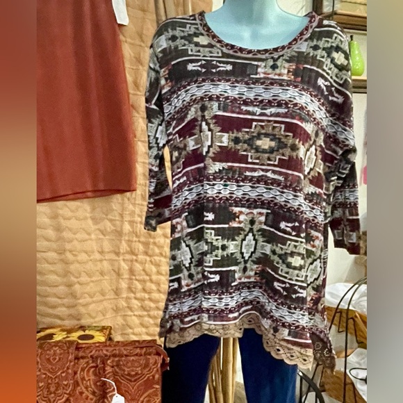 🍁TRIBAL Shirt🍁 - Picture 1 of 14